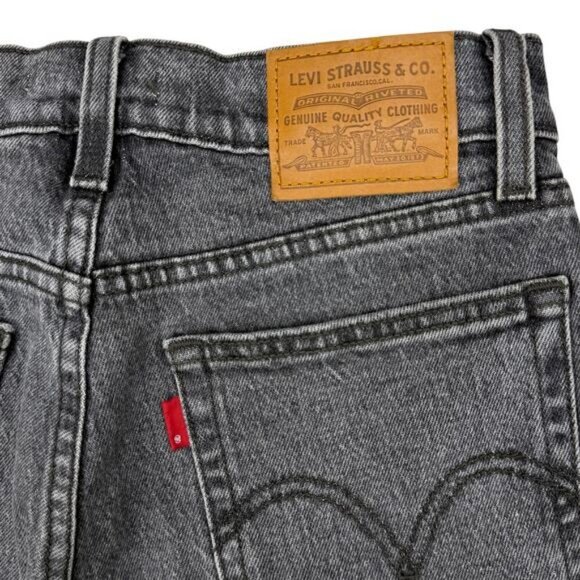 Levi's Wedgie StraIght Fit Jean In Cabo Smoke Grey Size 24 X 26 - Picture 9 of 9